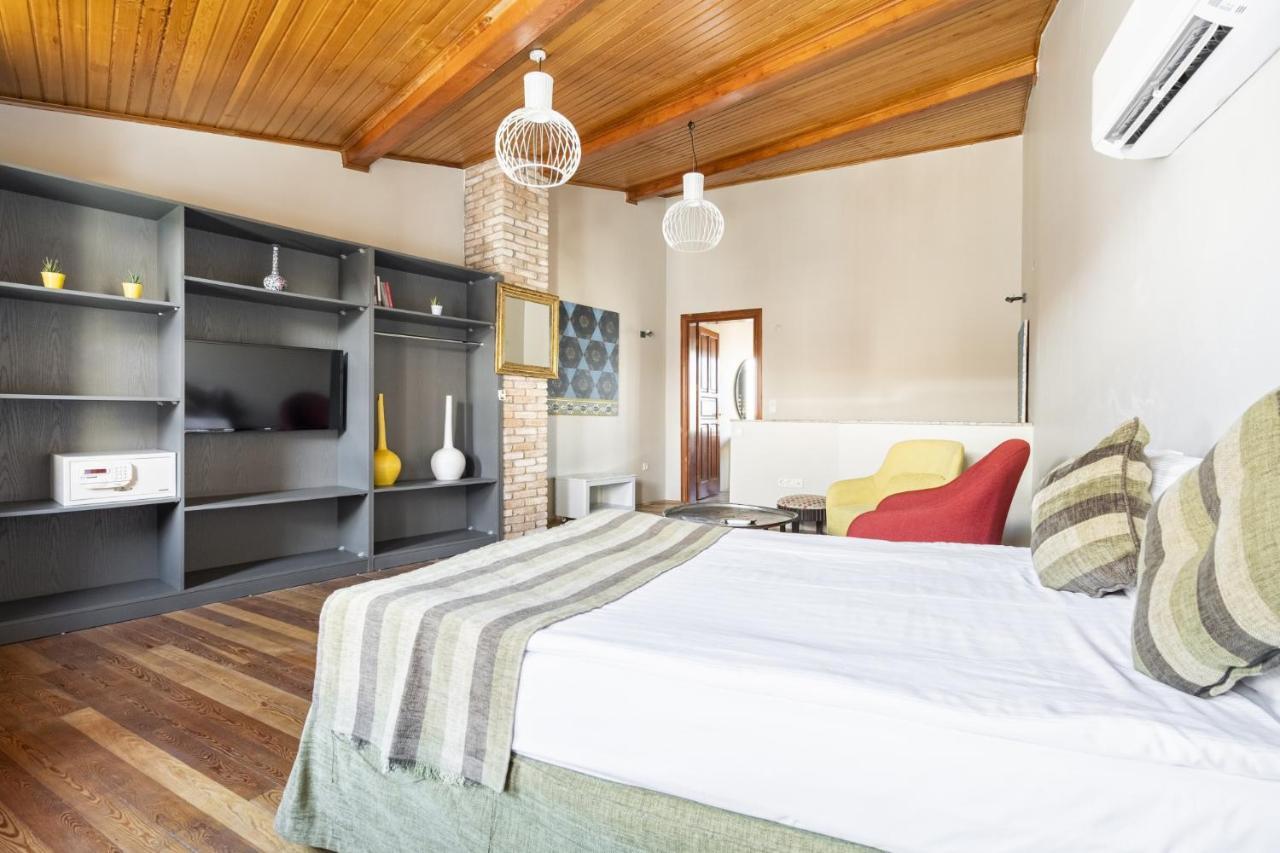 Mesmerizing Flat Near Hadrians Gate Villa Antalya Exteriör bild